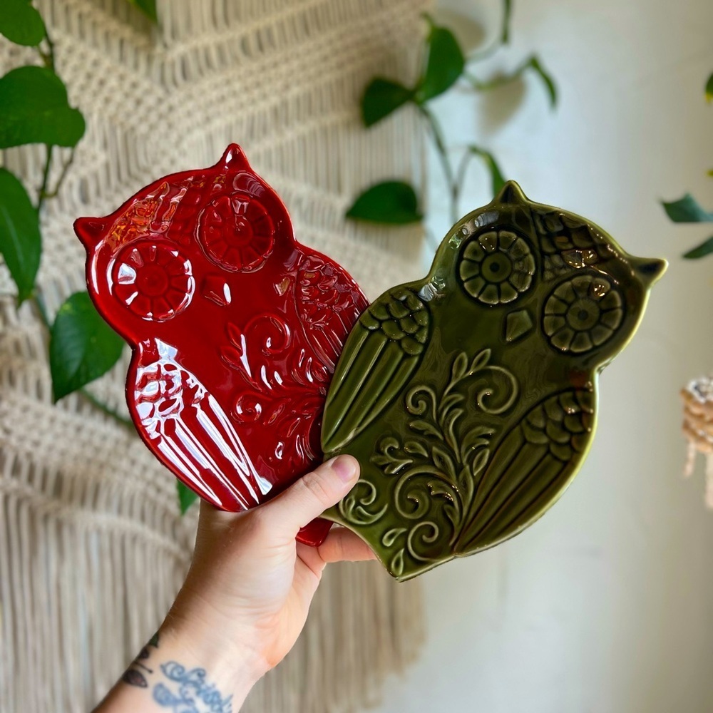 🦉 Set of 2 Owl Trinket Dishes – Red & Green Ceramic – Cottagecore Woodland Decor